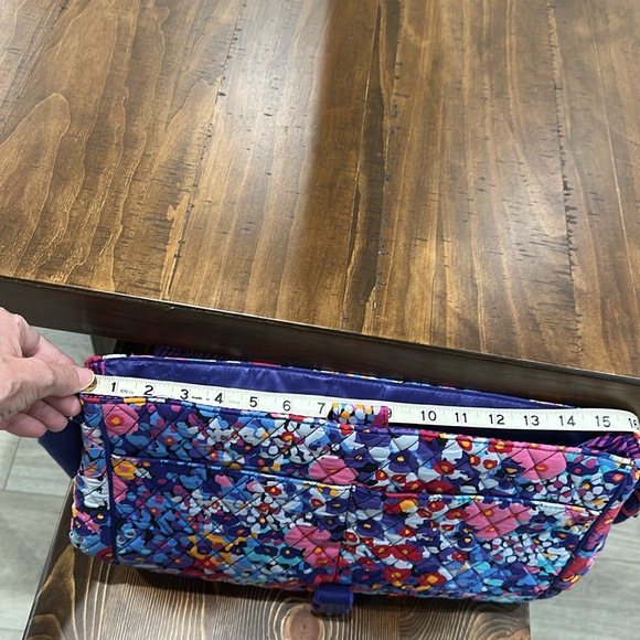Vera Bradley Laptop Messenger Bag - Impressionista Pattern - Picture 14 of 16